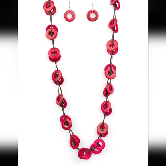 paparazzi Jewelry - Paparazzi Waikiki Winds Wooden Cranberry Disc Necklace And Earrings Set New